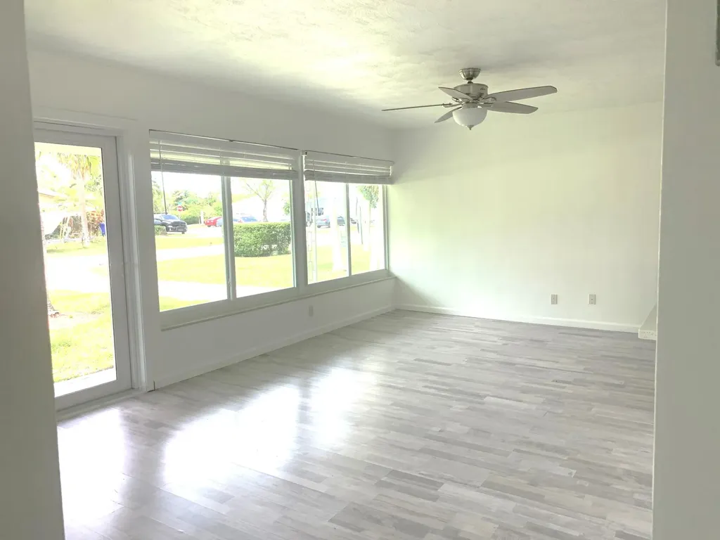 2219 SE 13th Street Pompano Beach FL 33062