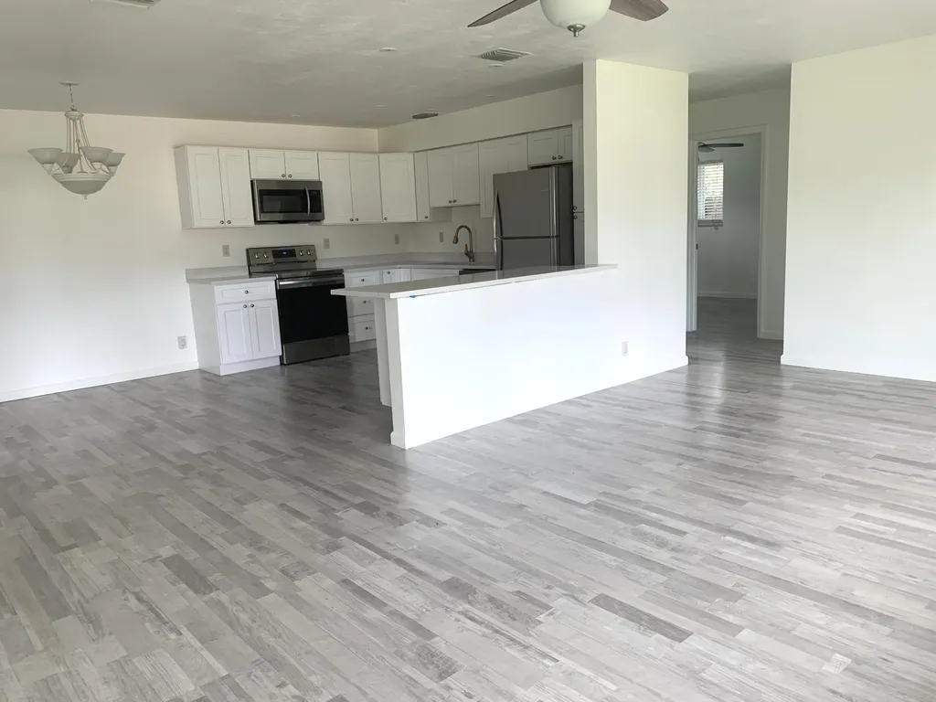2219 SE 13th Street Pompano Beach FL 33062