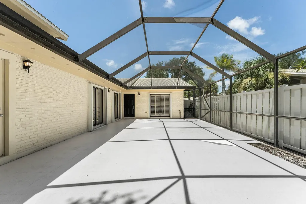 12584 Woodmill Drive Palm Beach Gardens FL 33418