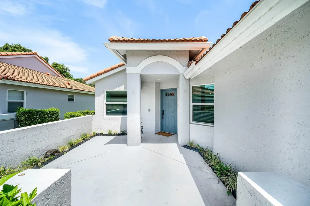 15116 W Tranquility Lake Drive Delray Beach FL 33446