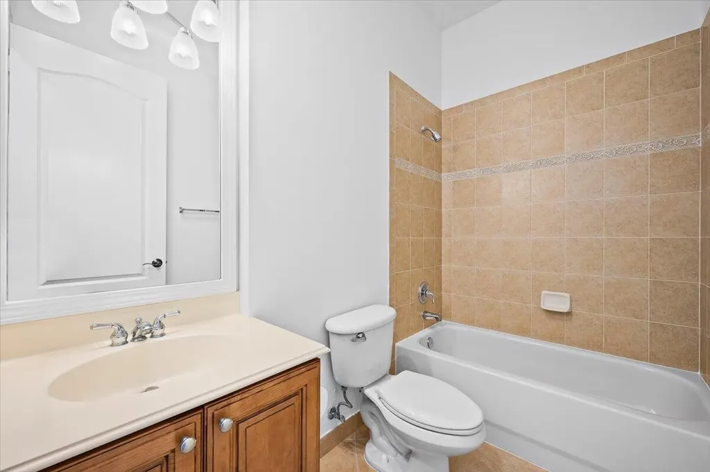 1049 Vintner Boulevard Palm Beach Gardens FL 33410