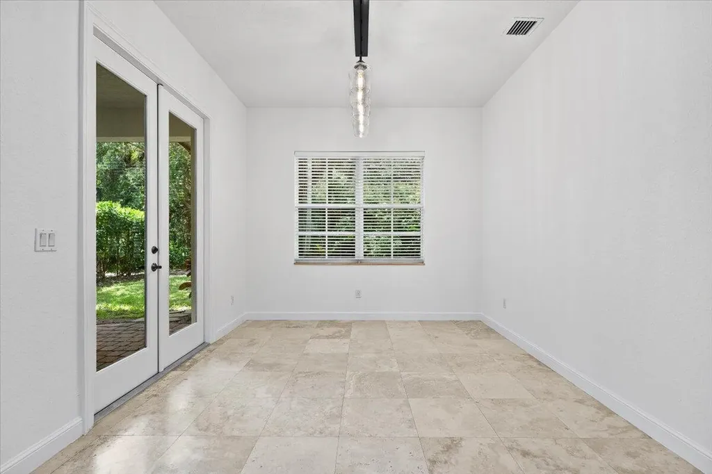 1049 Vintner Boulevard Palm Beach Gardens FL 33410