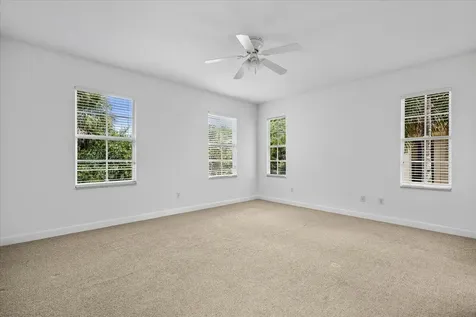 1049 Vintner Boulevard Palm Beach Gardens FL 33410