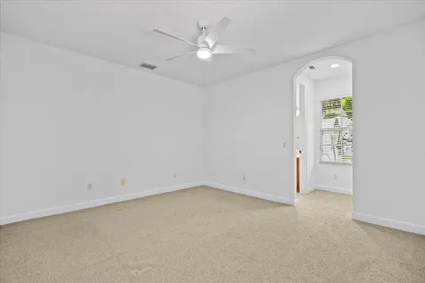 1049 Vintner Boulevard Palm Beach Gardens FL 33410