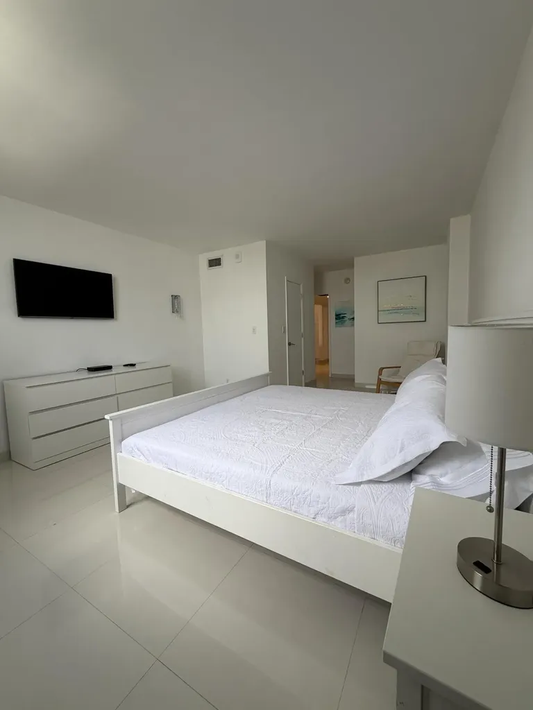 19390 Collins Avenue Sunny Isles Beach FL 33160