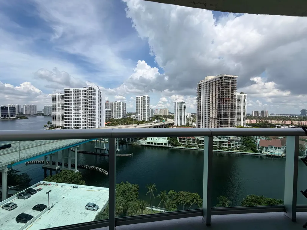 19390 Collins Avenue Sunny Isles Beach FL 33160
