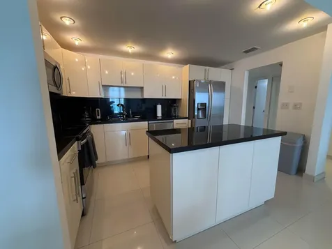 19390 Collins Avenue Sunny Isles Beach FL 33160