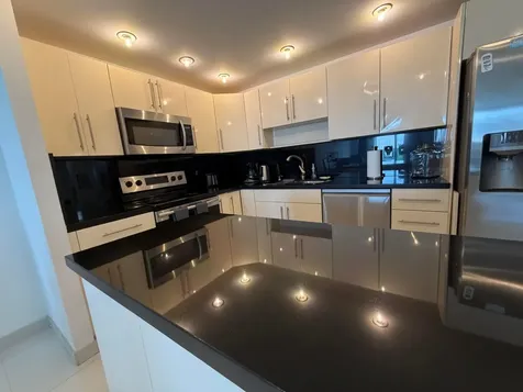 19390 Collins Avenue Sunny Isles Beach FL 33160