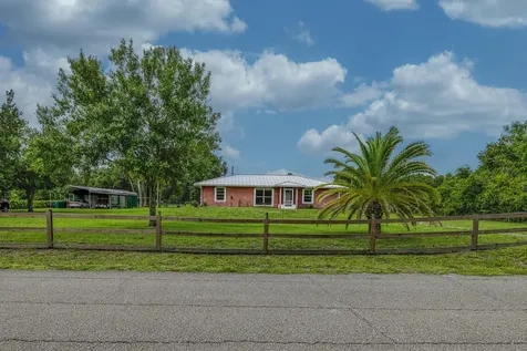 7346 NW 93rd Court Okeechobee FL 34972
