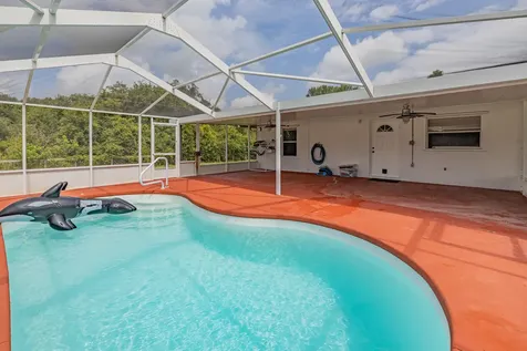 7346 NW 93rd Court Okeechobee FL 34972