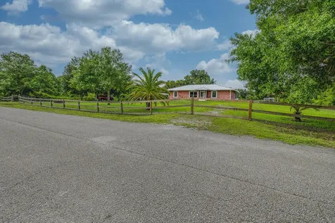 7346 NW 93rd Court Okeechobee FL 34972