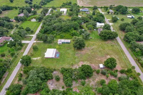 7346 NW 93rd Court Okeechobee FL 34972