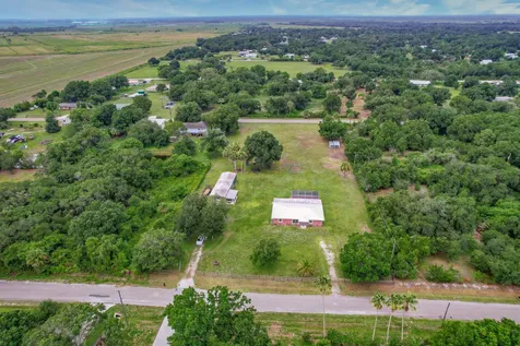 7346 NW 93rd Court Okeechobee FL 34972