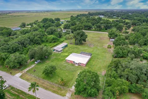 7346 NW 93rd Court Okeechobee FL 34972