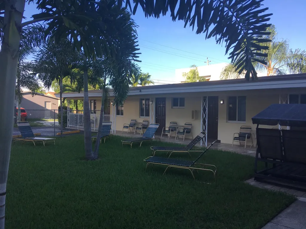1743 Rodman Street Hollywood FL 33020