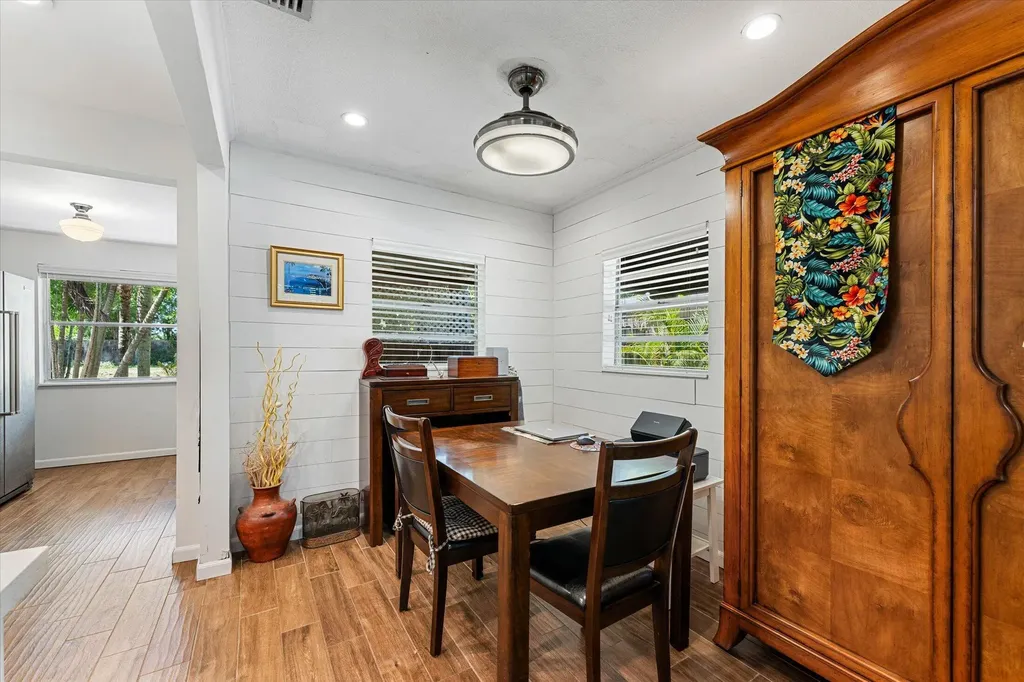 4880 Lincoln Road Delray Beach FL 33445