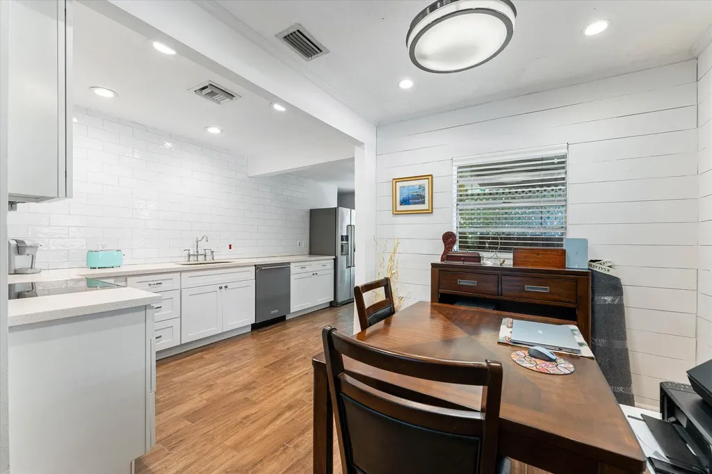 4880 Lincoln Road Delray Beach FL 33445