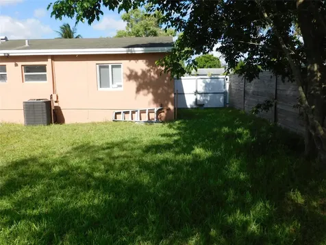 1511 SW 63rd Avenue North Lauderdale FL 33068