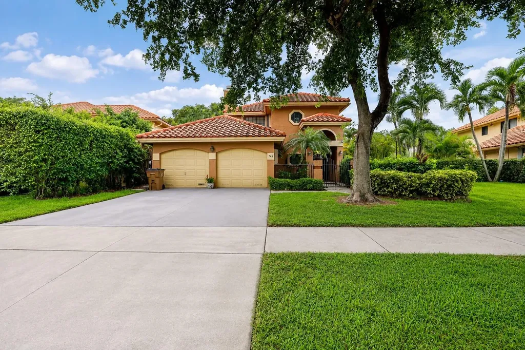 749 NW 40th Terrace Deerfield Beach FL 33442