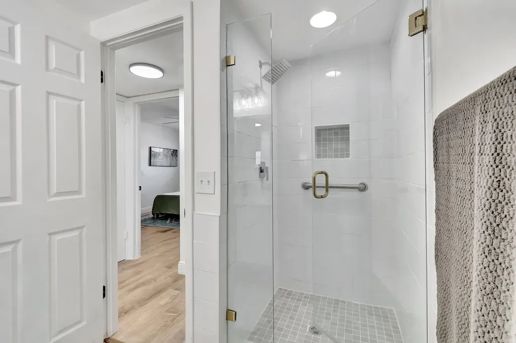 52 Burgundy B Delray Beach FL 33484