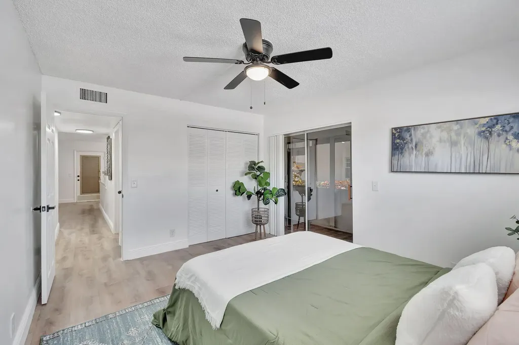 52 Burgundy B Delray Beach FL 33484