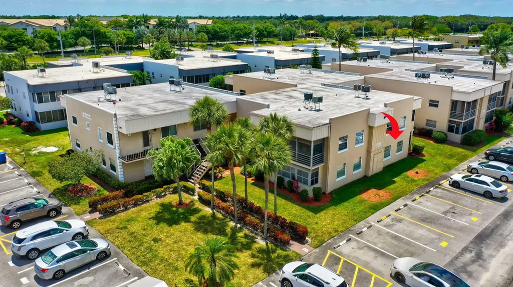 52 Burgundy B Delray Beach FL 33484