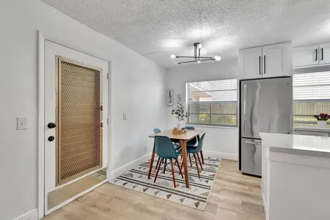 52 Burgundy B Delray Beach FL 33484