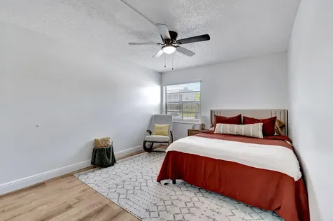 52 Burgundy B Delray Beach FL 33484
