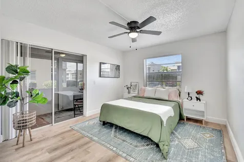 52 Burgundy B Delray Beach FL 33484