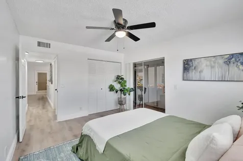 52 Burgundy B Delray Beach FL 33484