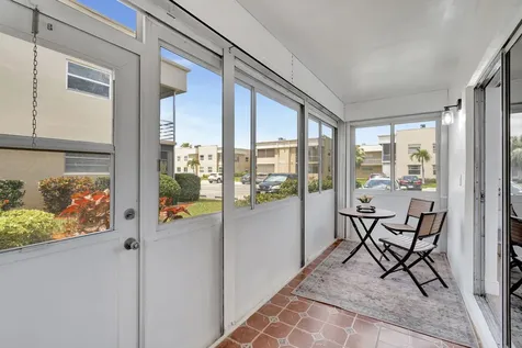 52 Burgundy B Delray Beach FL 33484