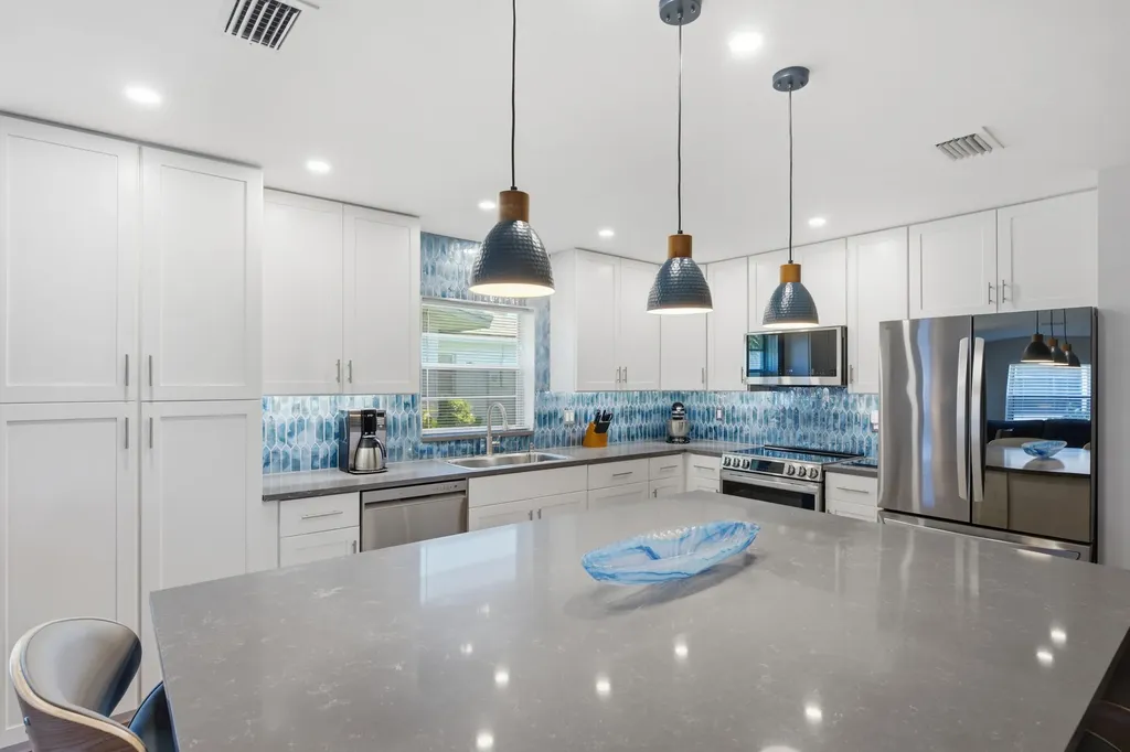 6125 Stanley Lane Delray Beach FL 33484
