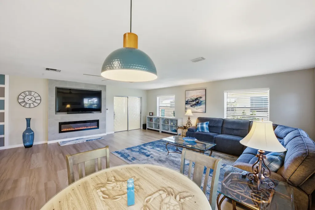6125 Stanley Lane Delray Beach FL 33484