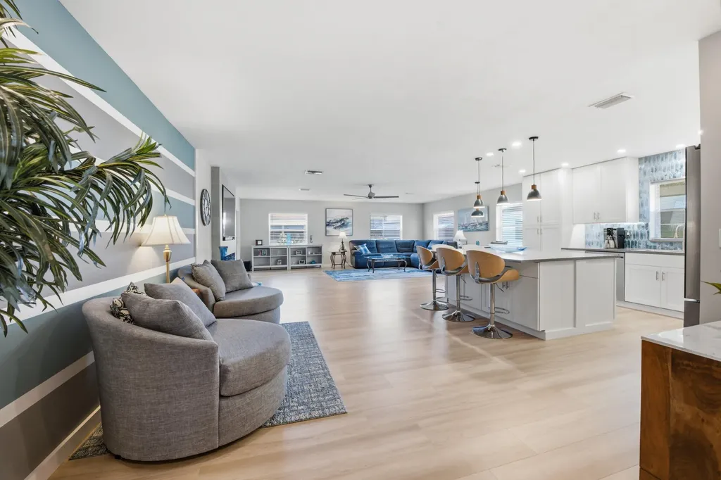 6125 Stanley Lane Delray Beach FL 33484