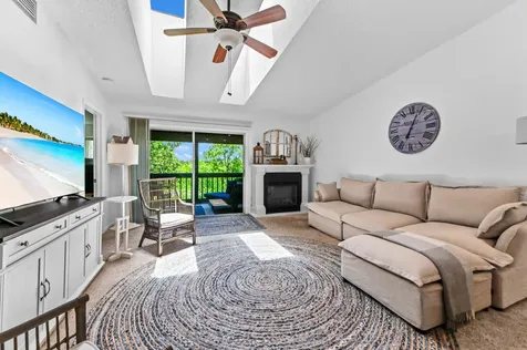 8259 SE Croft Circle Hobe Sound FL 33455