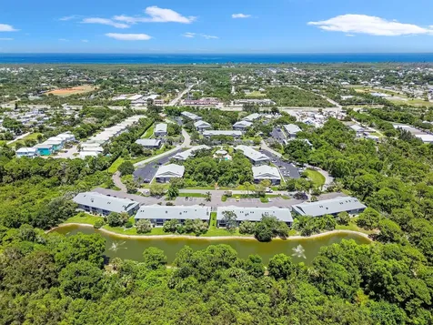 8259 SE Croft Circle Hobe Sound FL 33455