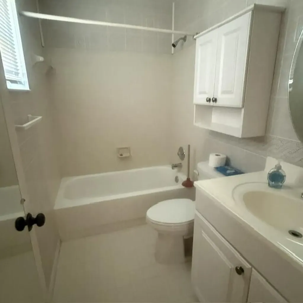 197 Lake Susan Lane West Palm Beach FL 33411