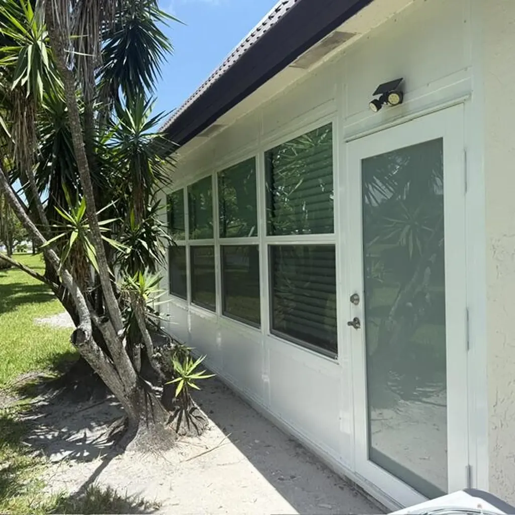 197 Lake Susan Lane West Palm Beach FL 33411