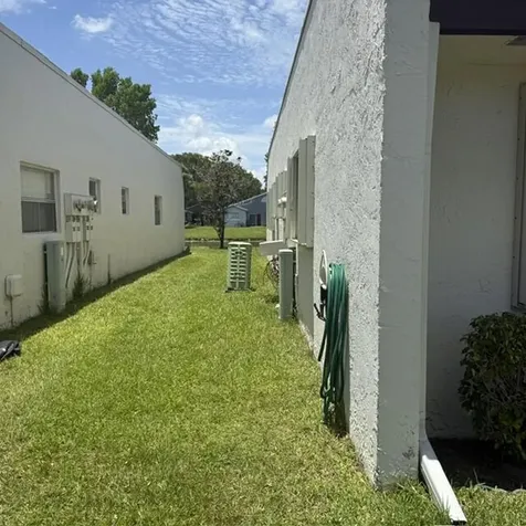 197 Lake Susan Lane West Palm Beach FL 33411