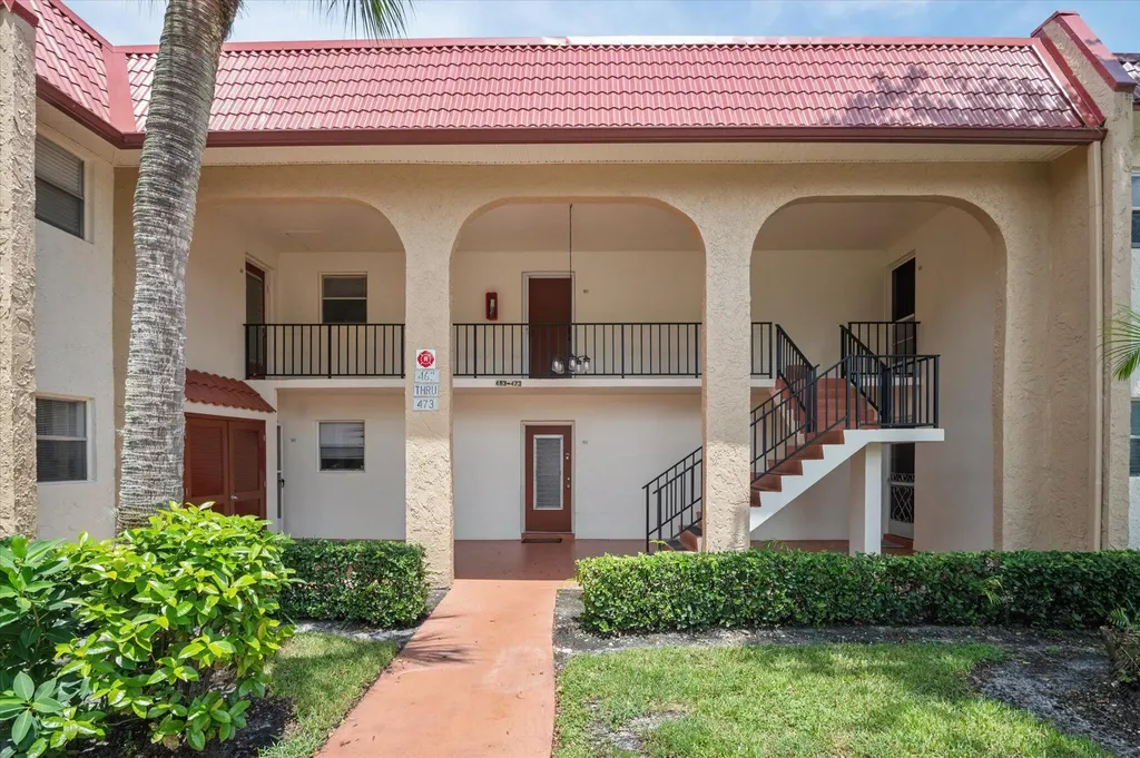 473 Lake Frances Drive West Palm Beach FL 33411