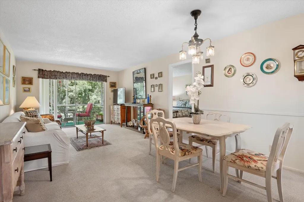 473 Lake Frances Drive West Palm Beach FL 33411