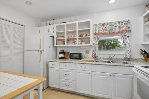 473 Lake Frances Drive West Palm Beach FL 33411