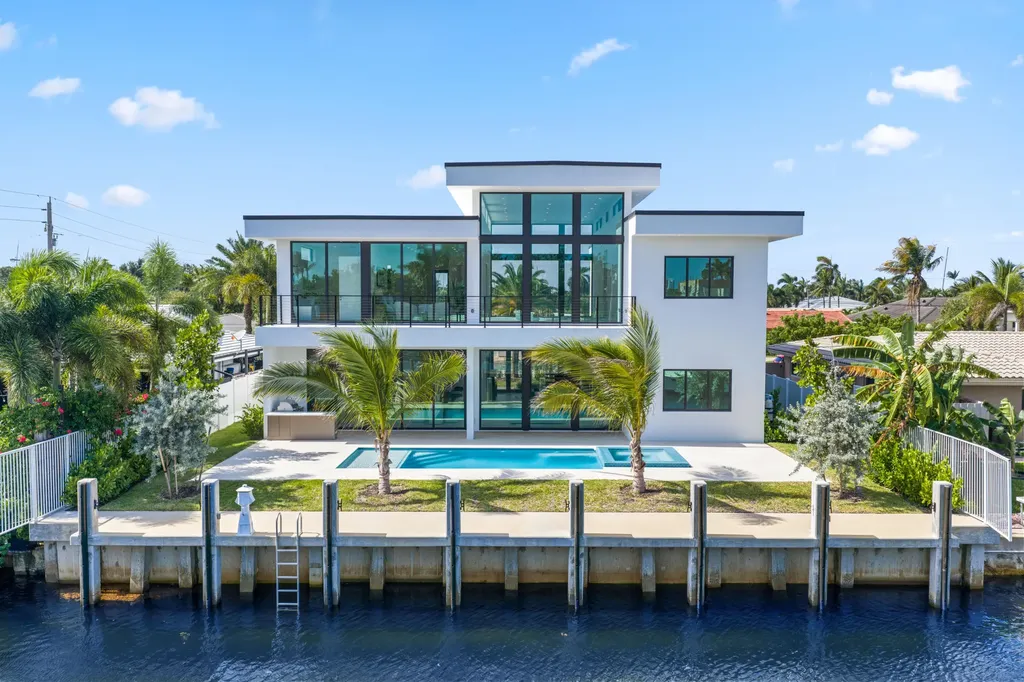 2612 NE 4th Street Pompano Beach FL 33062