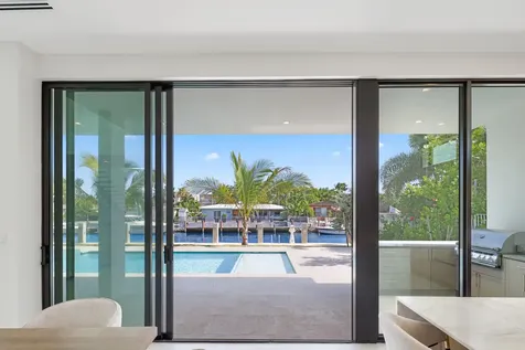 2612 NE 4th Street Pompano Beach FL 33062
