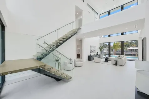 2612 NE 4th Street Pompano Beach FL 33062