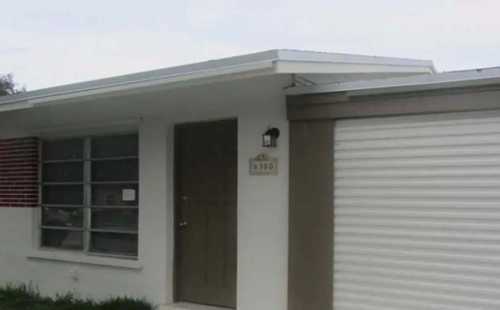 6300 SW 41st Place Davie FL 33314