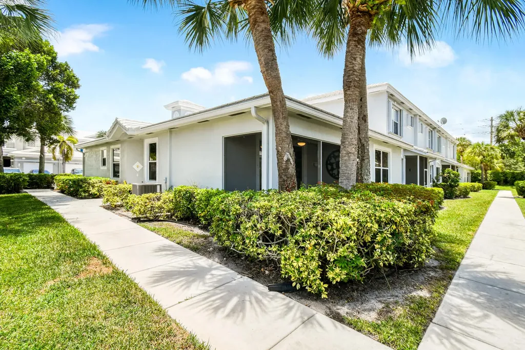 4952 Southard Street Lake Worth FL 33463
