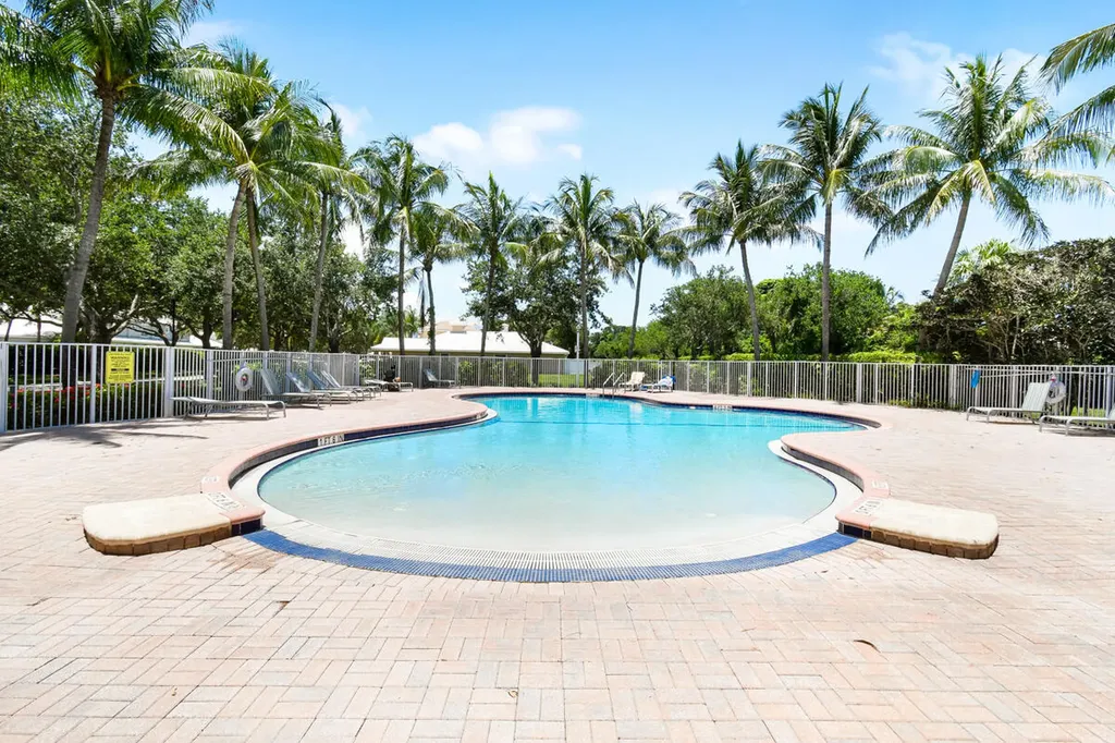 4952 Southard Street Lake Worth FL 33463