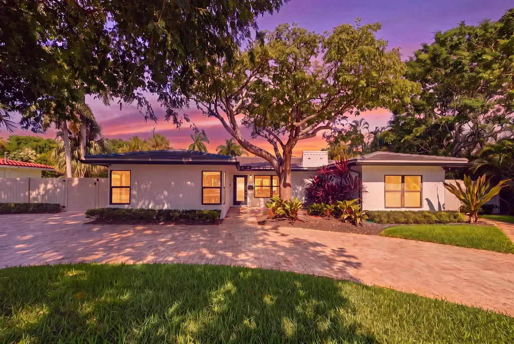 1619 Bayview Drive Fort Lauderdale FL 33305
