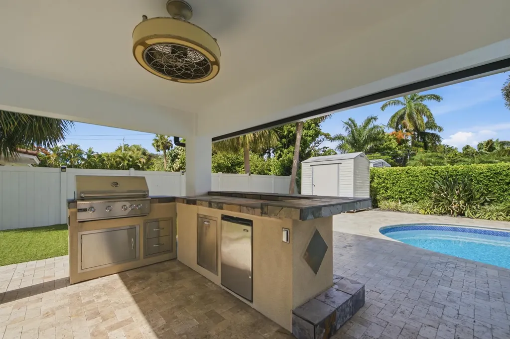 1619 Bayview Drive Fort Lauderdale FL 33305